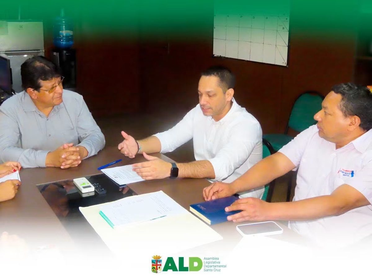 Presentación de la Ley de IA en la Gobernación 8